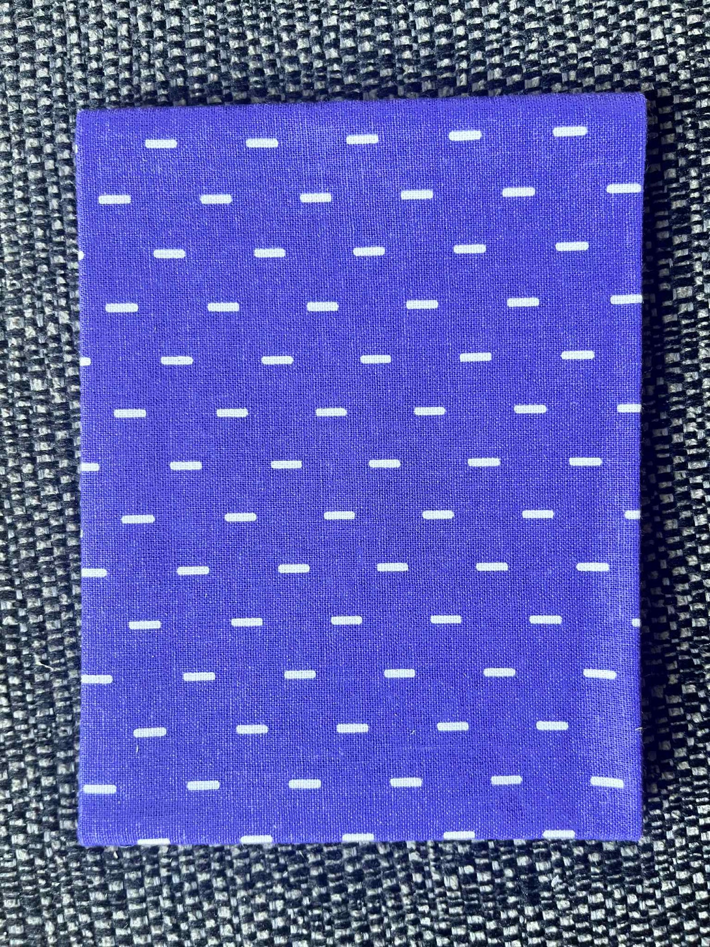 Pick & Mix dash fat quarters - 100% Cotton