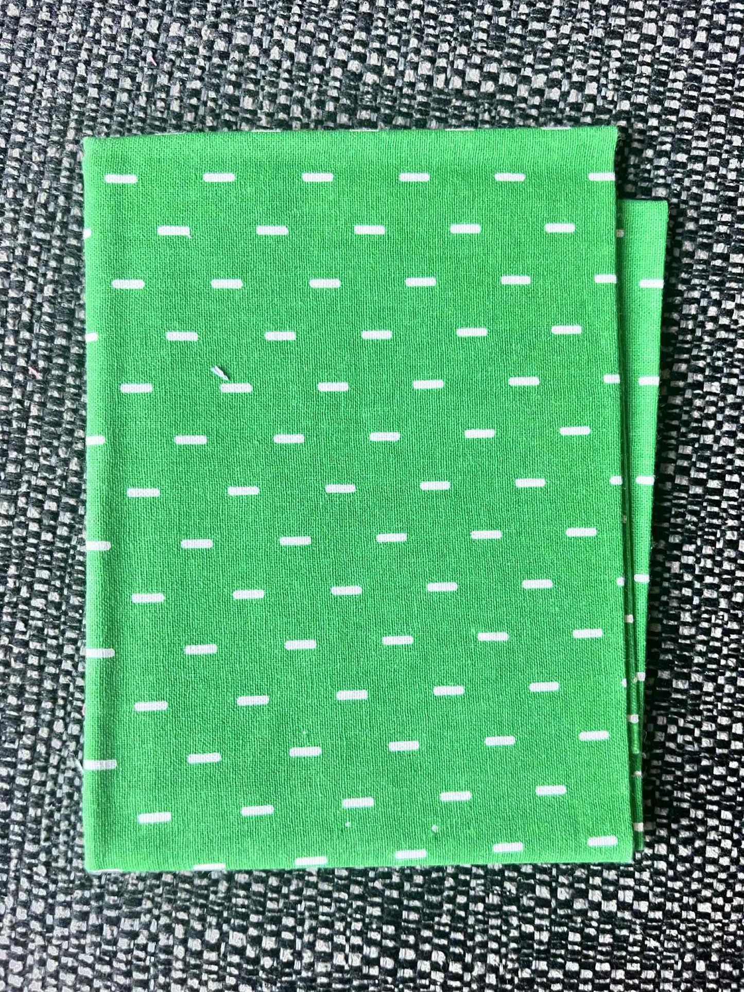 Pick & Mix dash fat quarters - 100% Cotton